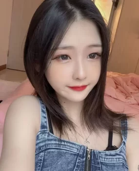 清纯漂亮嫩妹