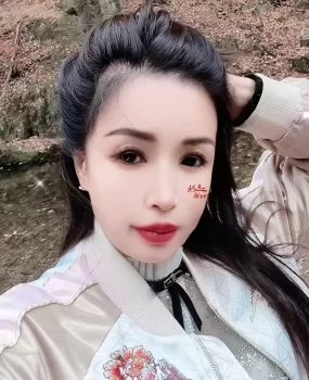 极品兼职制服小浪货