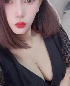 保定莲池邻家姐姐型，人白净，胸是真极品