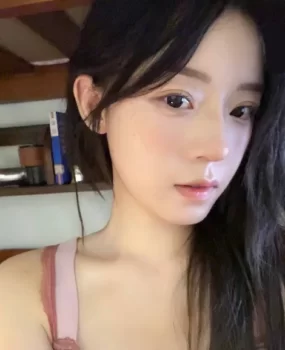 服务很棒的气质妹子