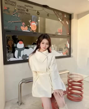 清纯貌美性生活检点小护士就下班兼兼职