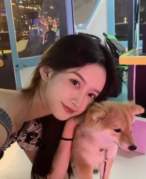 深圳学生妞小洛洛