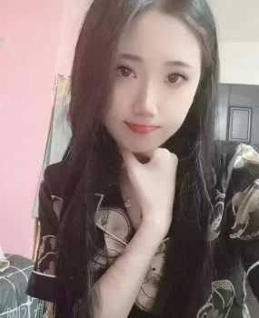 19岁大二好身材小学妹温柔又乖巧