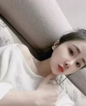 天河刚下海年轻小妹