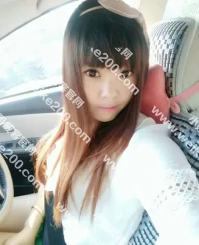 活超棒的年轻少妇，女上位爽死