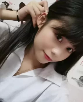 番禹区20岁小姐姐