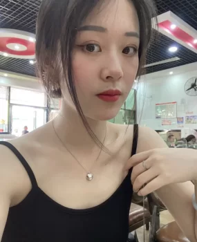 狂操大三学生妹，爆浆