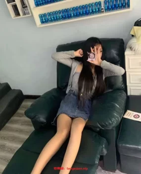 国庆郑大舞蹈系学生下水兼职